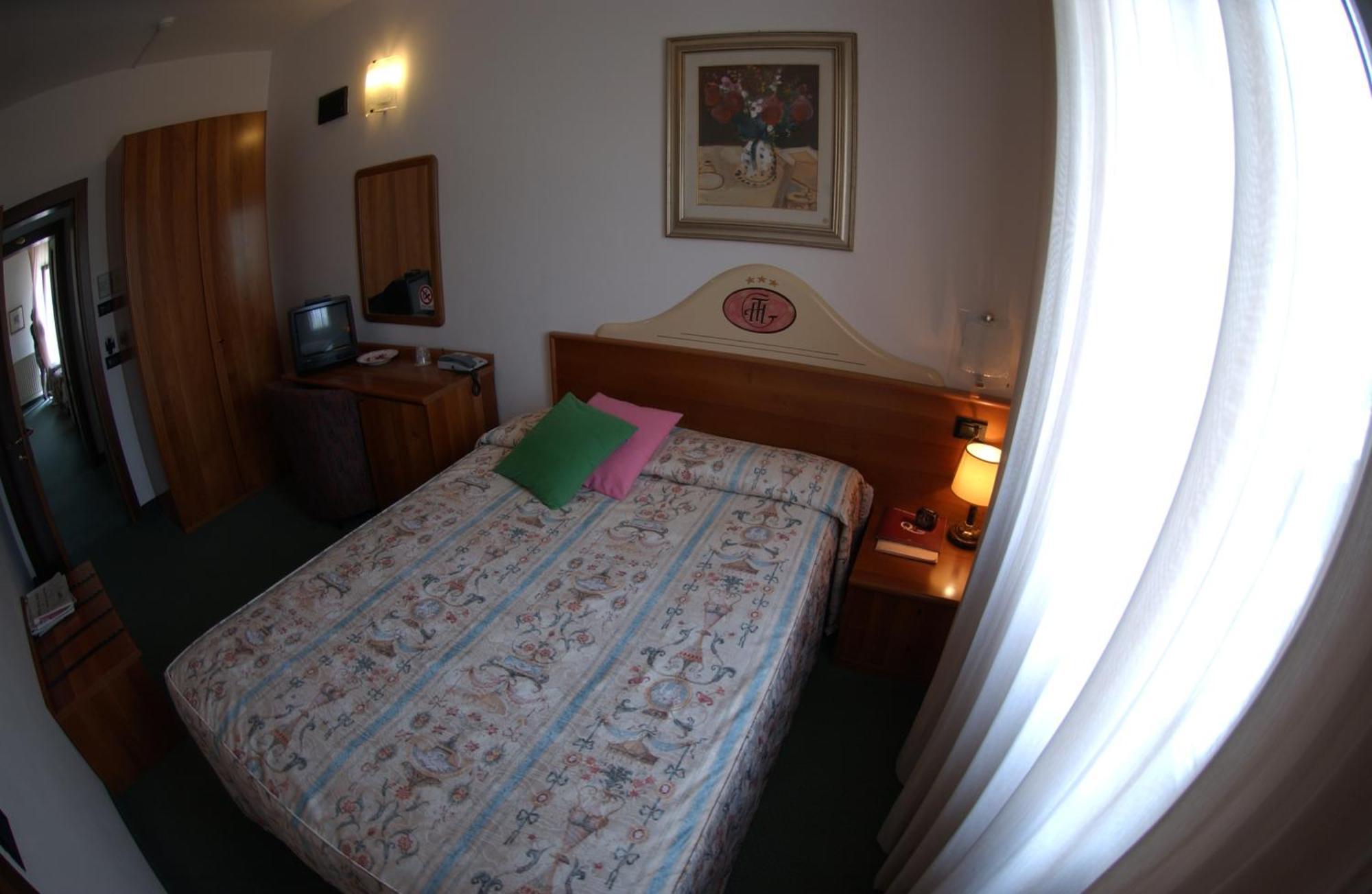 Hotel Tegorzo فينير الغرفة الصورة