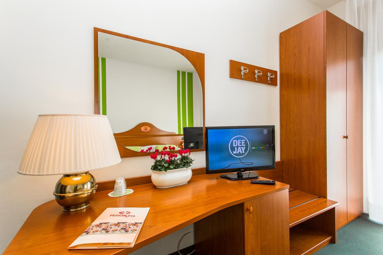 Hotel Tegorzo فينير المظهر الخارجي الصورة